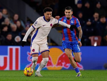 Daniel Muñoz está en el