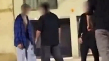 Brutal pelea a la salida