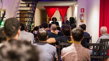 Una reunión del Partido Libertario