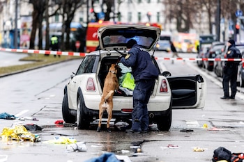 Servicios de rescate en el lugar del ataque en Múnich, Alemania, el 13 de febrero del 2025. (Matthias Balk/dpa via AP)