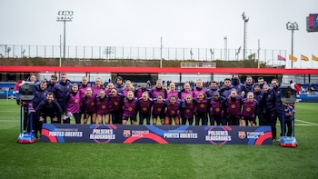 El Barça femenino celebra su