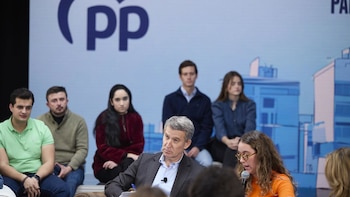 Batalla para presidir NNGG: tres candidatos arrancan la campaña mientras buscan avales en al menos siete CCAA