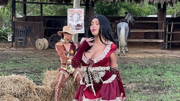 Pasada de copas, Yina Calderón