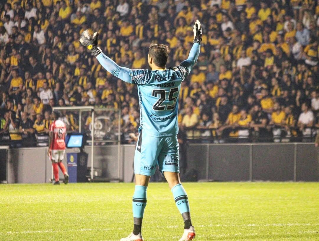 El portero llegará a reforzar al América de Cali para la temporada 2025 - crédito @alissonmachado0 / Instagram