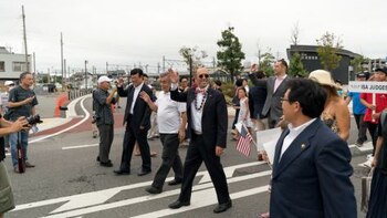 ATRadio - Surfing President Says