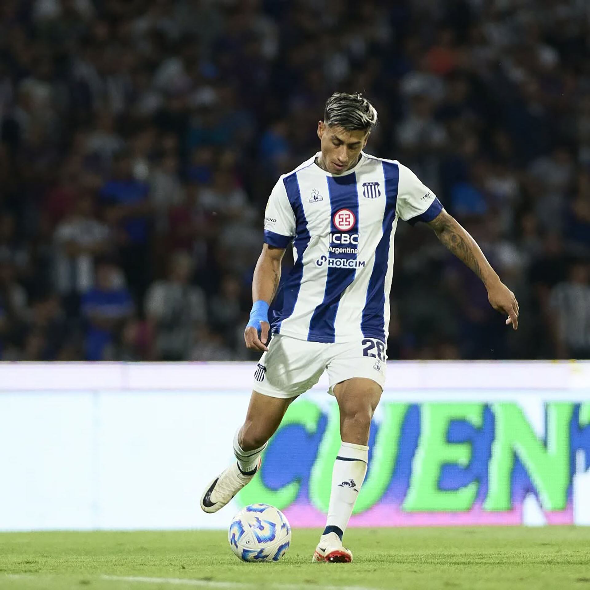 Juan Carlos Portillo le aporta variantes en la última línea y como volante central a Marcelo Gallardo (@juancarlosportillo.28)