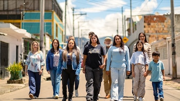 Mujeres cabeza de hogar en Colombia pueden evitar la prisión: así funciona la ley
