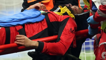 Sufrió un golpe del arquero,