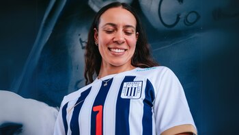 Alianza Lima presentó a armadora