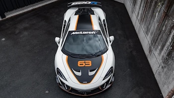 El McLaren 620R, uno de