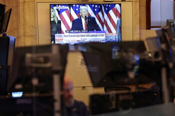 Trump durante su discurso desde la Bolsa de Valores de Nueva York (REUTERS/Andrew Kelly)