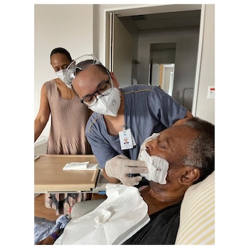 Una de las enfermeras del