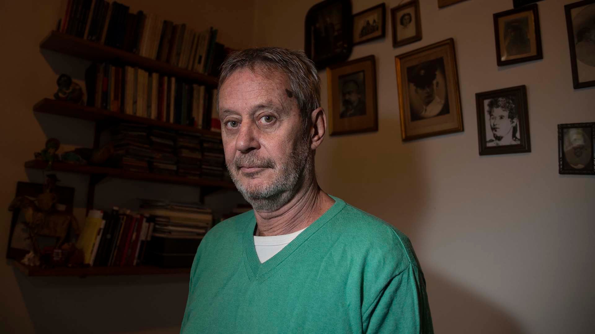 El escritor Federico Jeanmaire trata de retratar el dolor que también sienten los que cuidan.