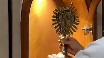 Un pedazo de hueso legítimo de un santo italiano terminó en una parroquia de Antioquia: así fue encontrada
