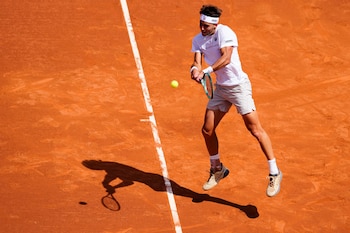 Tomás Etcheverry debutó con un triunfo en el ATP 500 de Barcelona (Crédito: EFE/Alejandro García)