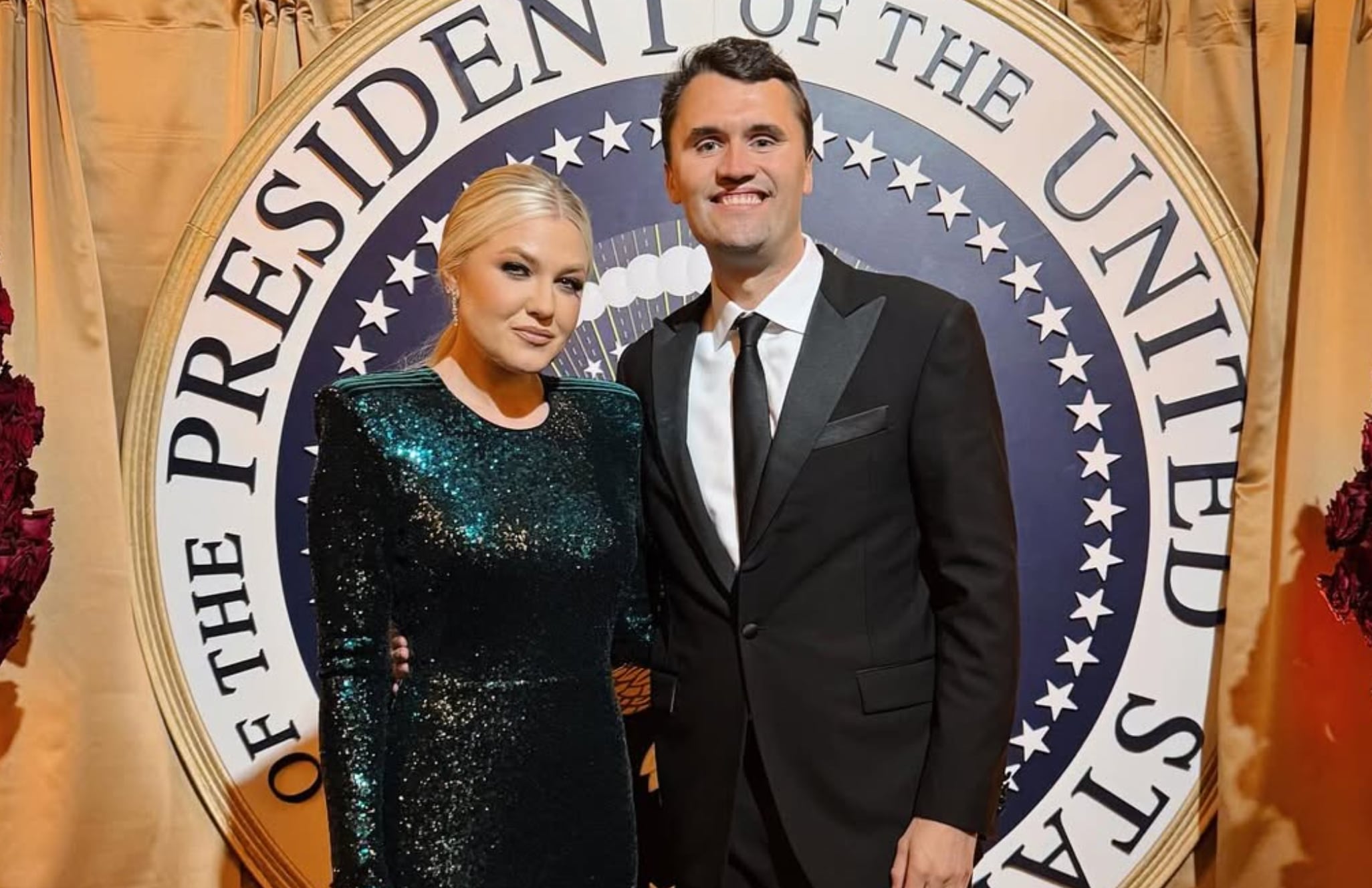 El video de vigilancia del campus de Utah Valley University fue exhibido en el tribunal de Provo a pedido de la familia de Charlie Kirk (Instagram/@mrserikakirk)