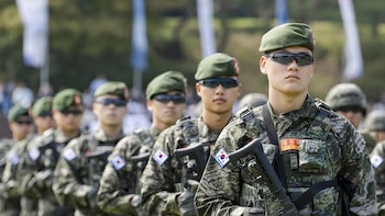 Expulsados del Ejército dos generales