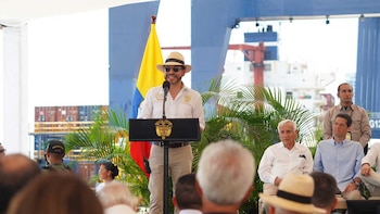 El decreto permitirá que los concesionarios presenten proyectos de inversión cuando falten cinco años o menos para finalizar sus contratos, según dijo el presidente De la Espriella - crédito Presidencia de la República
