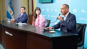 Gustavo Arrieta (Vialidad), Micaela Sánchez