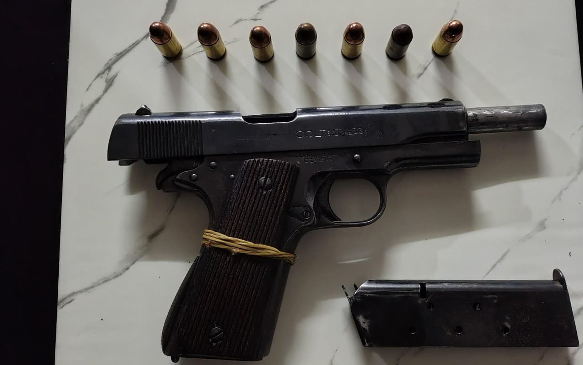 La pistola Colt incautada