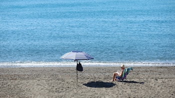 Una masa de aire “muy cálido” sobre España dejará tormentas en el norte, calima y termómetros por encima de los 30 grados