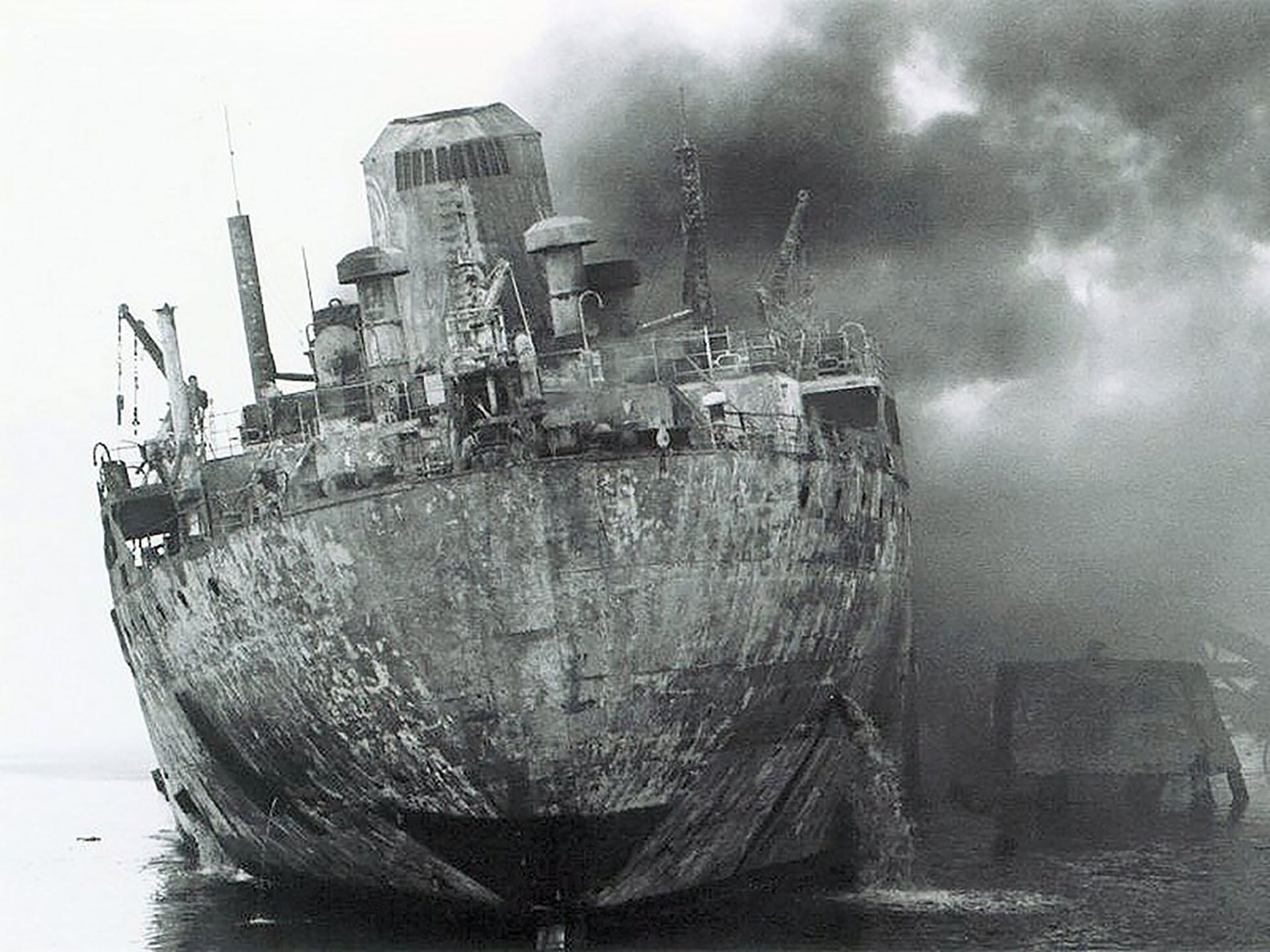 Durante las primeras horas se temió que hubiera sido un atentado: la democracia, todavía frágil, había regresado pocos meses antes