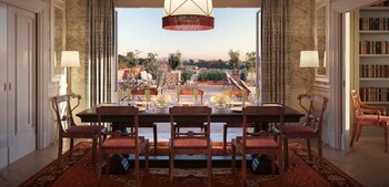 Elo hote tiene un jardín