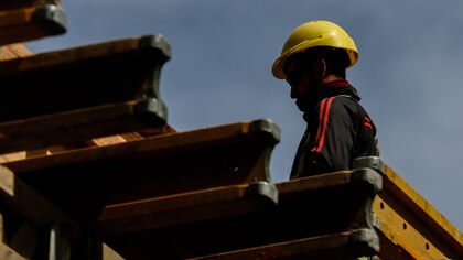 UOCRA: cuánto cobrarán los trabajadores de la construcción en junio 2024, categoría por categoría