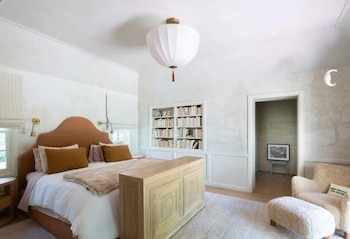 Emma Roberts vende casa
