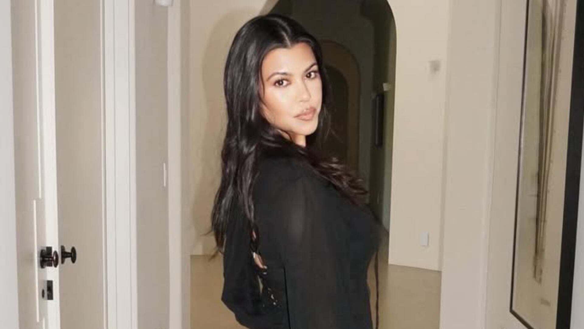 Kourtney Kardashian aseguró que tener una rutina le ayuda a estar bien con ella misma. (Instagram/Kourtney Kardashian)