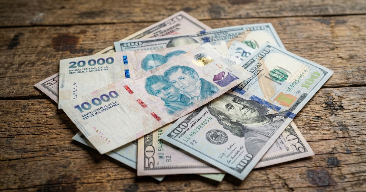 Dólar y Inflación: Analistas Ajustan Proyecciones para 2026