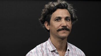 El argentino que vive entre