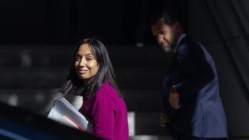 El juez pospone a mañana la declaración de la directora de la Guardia Civil por la extensión del interrogatorio al DAO