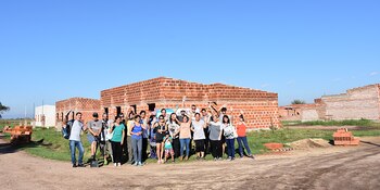 Bienvenidos a mi Pueblo apunta