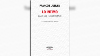 "Lo íntimo", un libro de