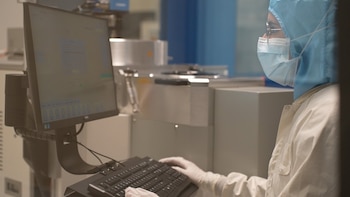 Transforman pequeñas partículas de luz