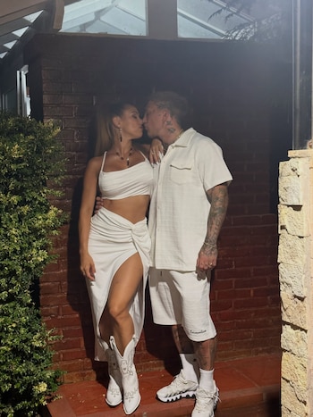 Barby Silenzi y El Polaco y mensajes por redes