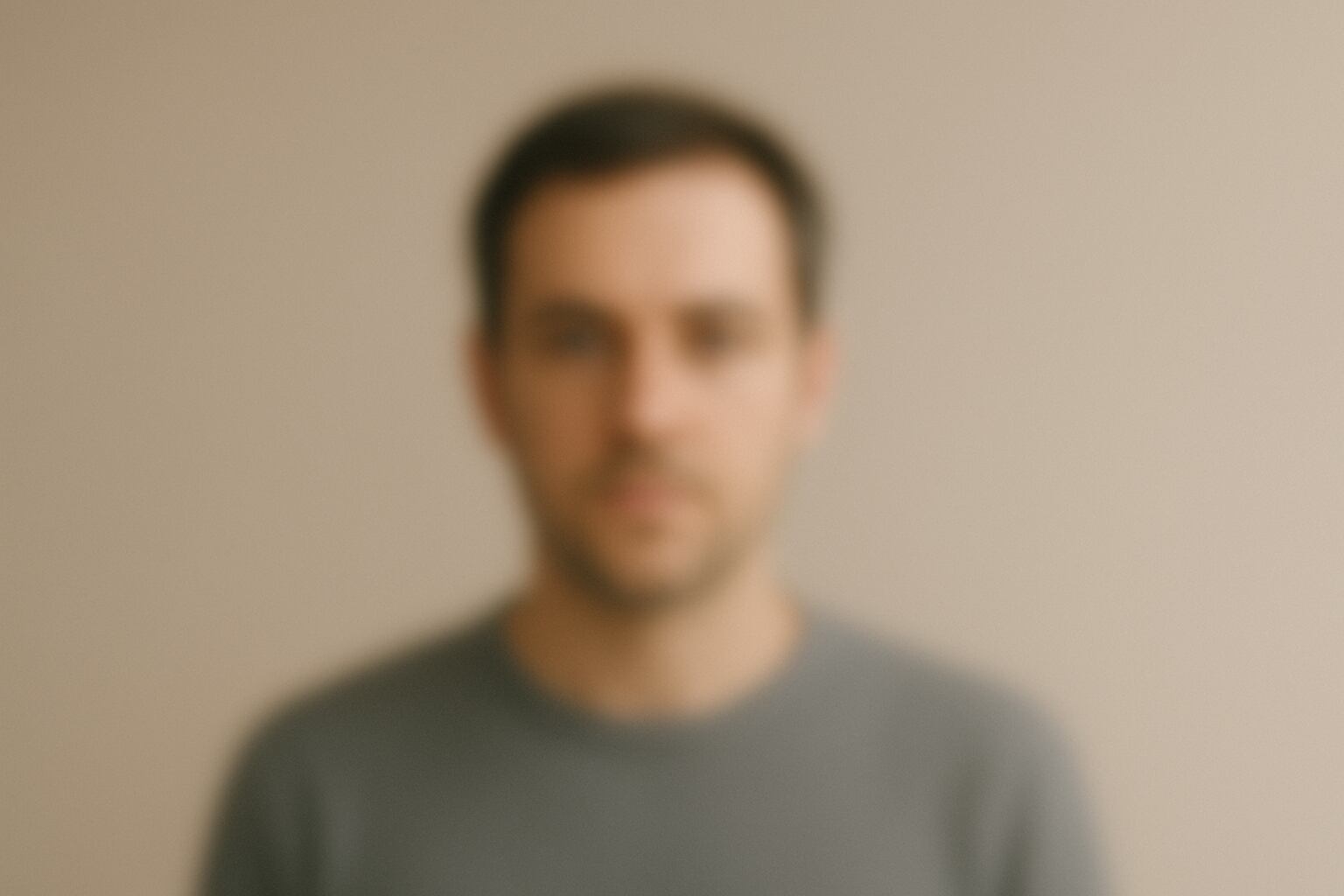 Los síntomas del síndrome del ojo seco incluyen ardor, enrojecimiento, visión borrosa y sensación de cuerpo extraño en los ojos (Imagen Ilustrativa Infobae)