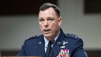 EEUU envía a un equipo