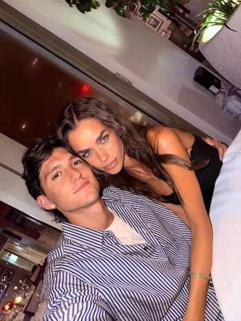 Leonardo Balerdi y su novia