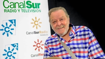 Muere el humorista y cantante Paco Aguilar a los 77 años tras varios años luchando contra una enfermedad