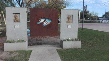 Desde 1987 en la tierra