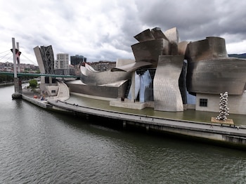 El mural cerámico 'Alicia' de