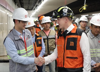 Adrián Rubalcava acudió a la