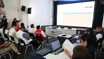 Elecciones 2026: mientras conteos definen quién pasa a segunda vuelta con Keiko Fujimori, autoridades electorales irán al Congreso por caos en votaciones
