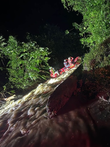 La Cruz Roja Costarricense reporta evacuaciones por lluvias en el Caribe. (Cortesía: Cruz Roja Costarricense)