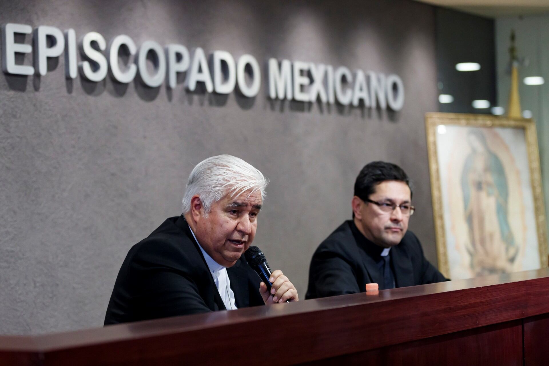 La Conferencia del Episcopado Mexicano emitió un llamado urgente a la prudencia, la oración y el resguardo familiar frente a los recientes episodios de violencia en diversas regiones de México. Foto: EFE/José Méndez.