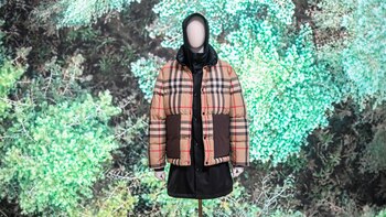 Burberry acelerará la reducción de