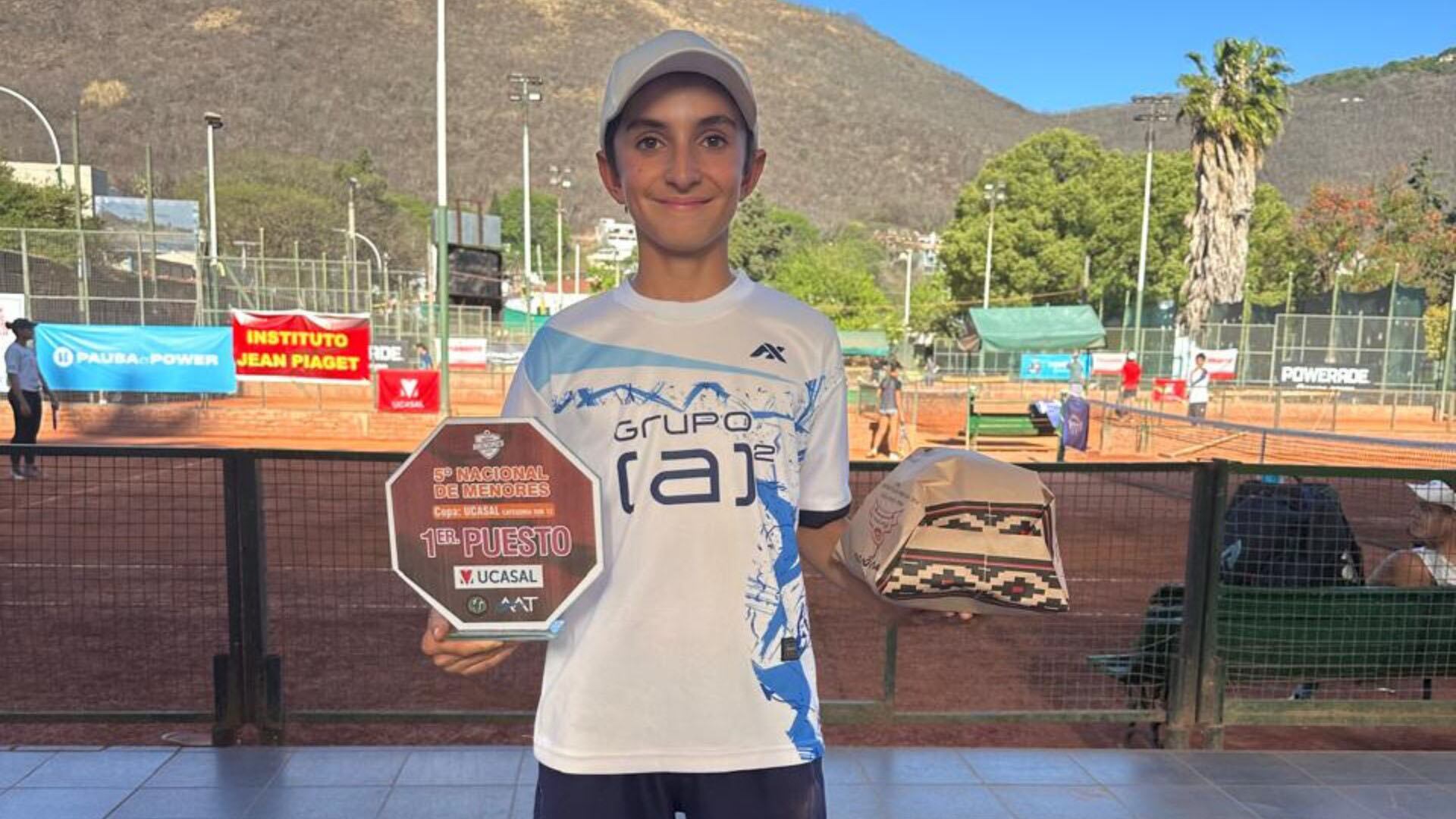 Juan Ignacio Carnevale se consagró campeón en dobles junto a Santiago Martín Chacur en el Nacional Sub 12 Salta 2025 (Crédito: Familia Carnevale)
