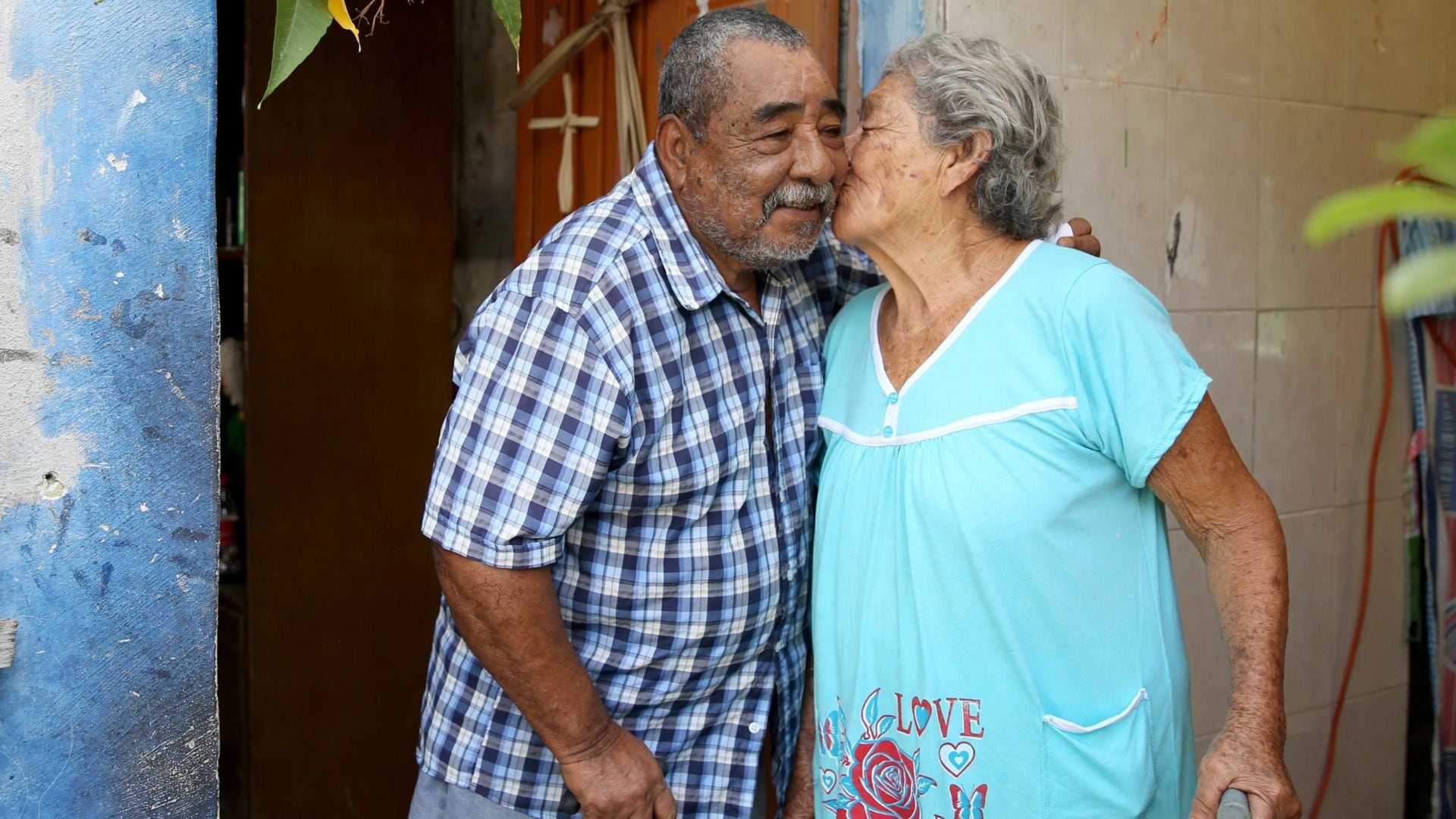 La Pensión para el Bienestar de las Personas Adultas Mayores es una iniciativa social impulsada por el gobierno de México dirigida a personas de 65 años en adelante. (Banco del B)